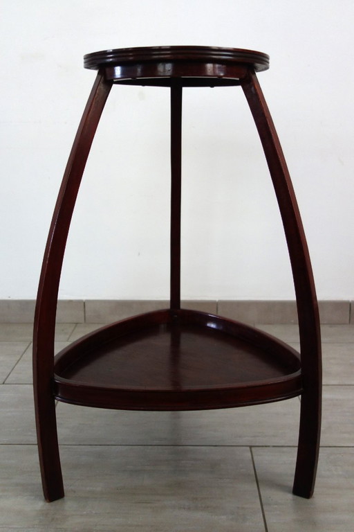 Jardinera atribuida a Otto Wagner para Thonet, hacia 1900