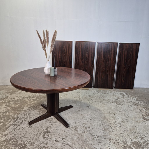 Table ronde ovale extensible vintage danoise VV Møbler XXXXL en palissandre