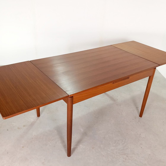 Midcentury teak Dining table | extendable | Vintage Danish design, Wood, Brown (photo 4 of 10)