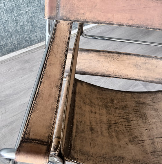 Image 1 of Vintage Marcel Breuer Wassily-stoel, met patina, Italië - jaren 1960