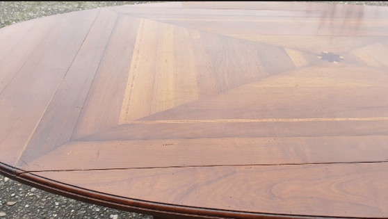 Image 1 of Exclusive Italian dining table with intarsia inlay