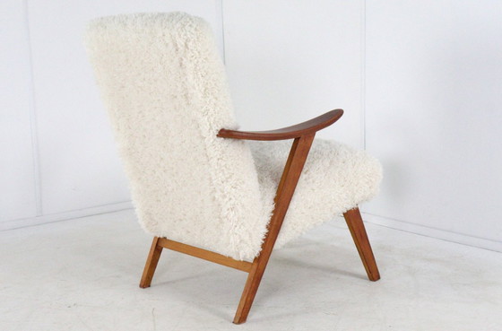 Image 1 of Poltrona vintage imbottita color crema modello 'Almere' | 2 pezzi disponibili