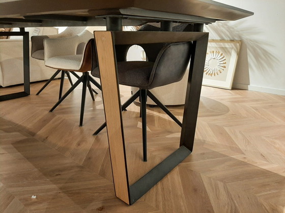 Image 1 of Mesa de comedor Darwin - 240x100cm