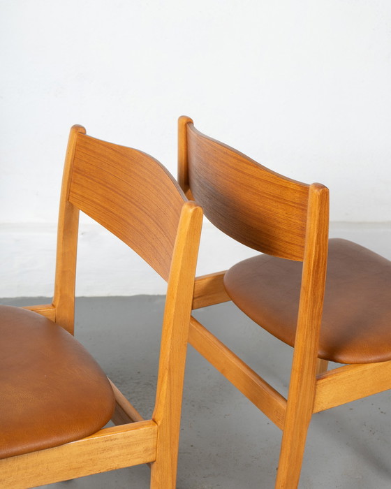 Image 1 of 6 X Danish Chairs Made Of Beech And Teak