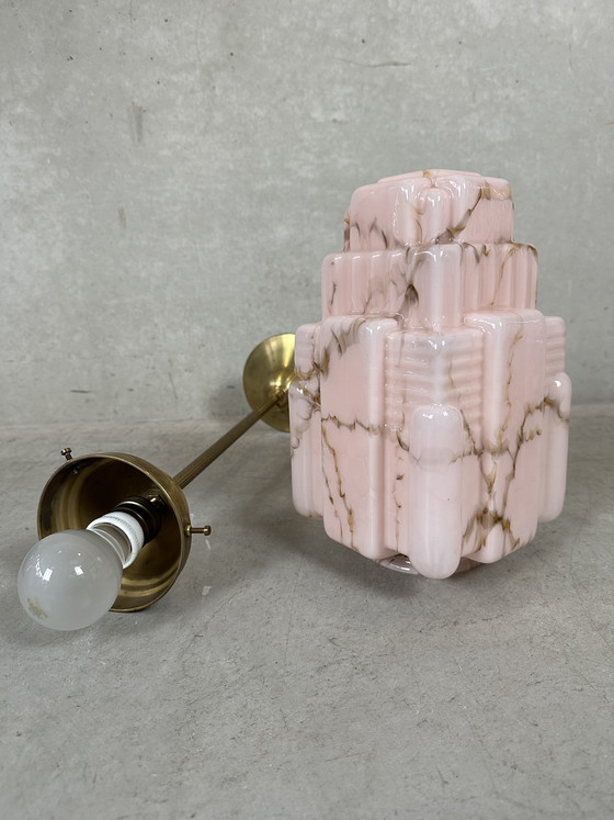 Image 1 of Grattacielo Art Déco - rosa opalino marmorizzato e ottone