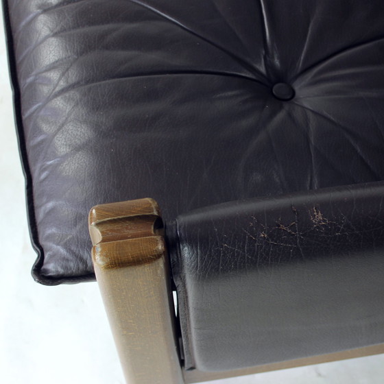 Image 1 of Sofá de dos plazas de nogal y cuero de Boris Hála para Ton, 1986