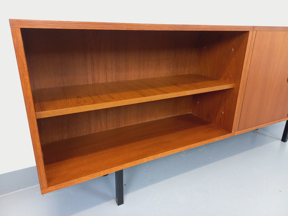 Image 1 of Enfilade meuble de rangement bibliothèque vintage style scandinave moderniste en teck et métal noir des années 60
