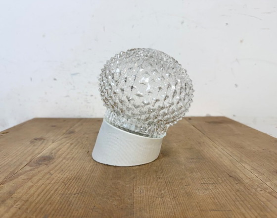 Image 1 of Applique murale vintage en porcelaine blanche, années 1970