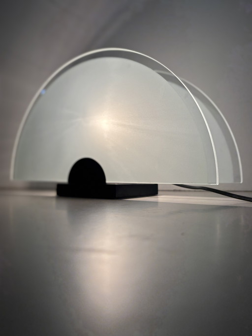 Tischlampe aus Glas im Stil des Art déco Revival der 1980er Jahre