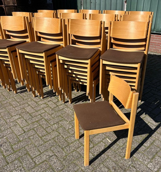 Lot de 36x chaises empilables vintage en contreplaqué, Chaises de salle à manger, Bois, Marron (photo 5 sur 7)