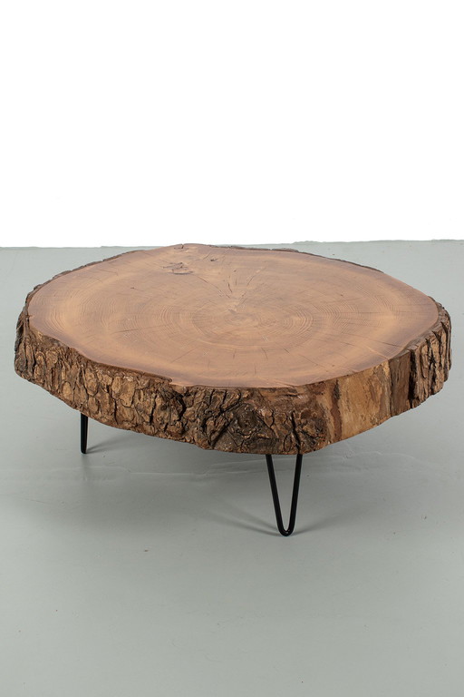 Table de coffre avec nouveaux pieds en boucle