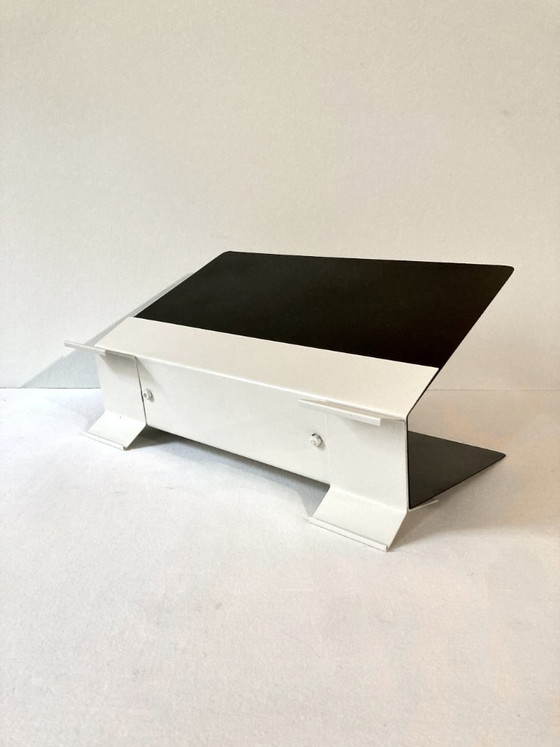 Image 1 of Porte-revues en métal noir et blanc crème, années 1950