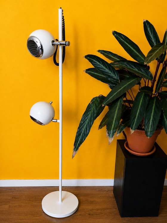 Vintage Eyeball Vloerlampen// Floor Lamp Wit/Chroom – Jaren ’70 Design – Set Van 2 (Ook Los Verkrijgbaar) (photo 4 of 5)