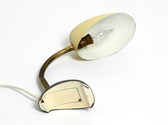 Image 1 of Magnifique petite lampe de table 1950S avec col de cygne en métal par Gebrüder Cosack Allemagne