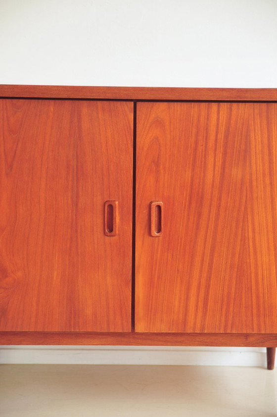 Image 1 of cassettiera in teak