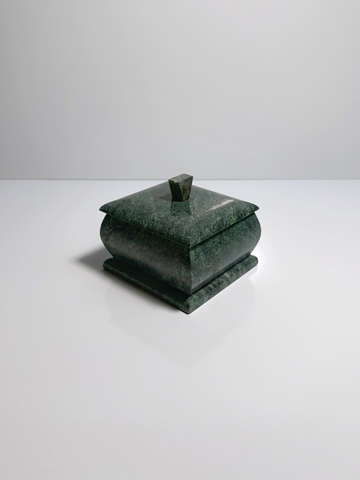 Vintage stone bonbonnière green box square shape lidded box marble