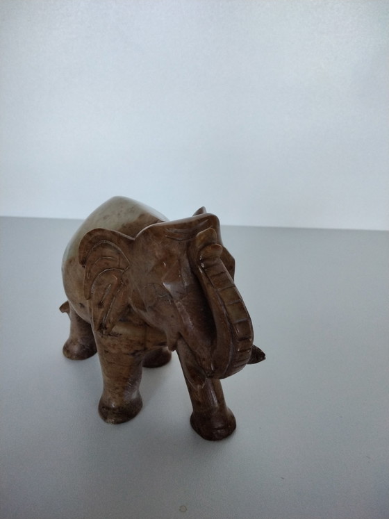 Éléphant de marbre d'Inde – Objets déco, Marble, Stone (photo 3 of 8)