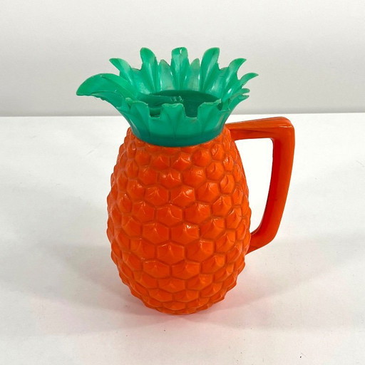 Pichet d'ananas en plastique, années 1970