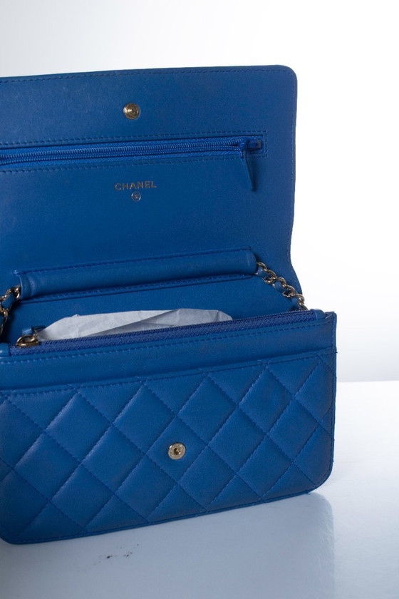 Portafoglio Chanel con catena, colore blu. – Borse a spalla, Lambskin (photo 9 of 12)