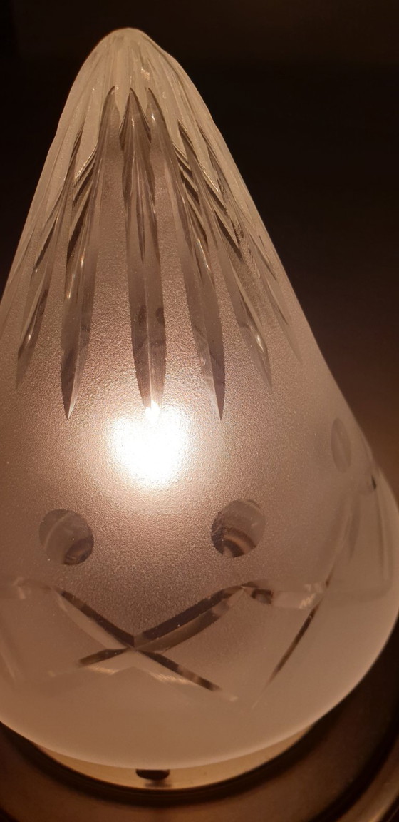 Image 1 of Lámpara de techo Art Déco con cristal tallado.