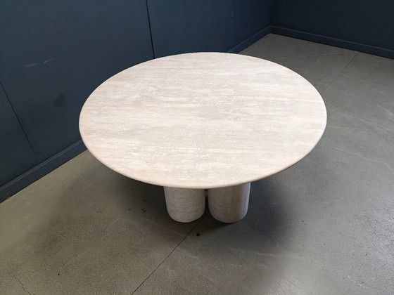 Image 1 of Round italian travertine dining table 1970s