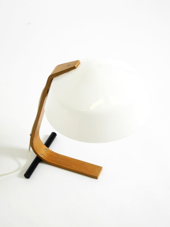 Image 1 of Lampada da tavolo originale Space Age anni '60 in compensato con paralume in plastica di Temde