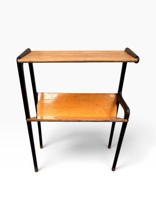 Table d'appoint en bois avec porte-revues par Ico Parisi, Années 50