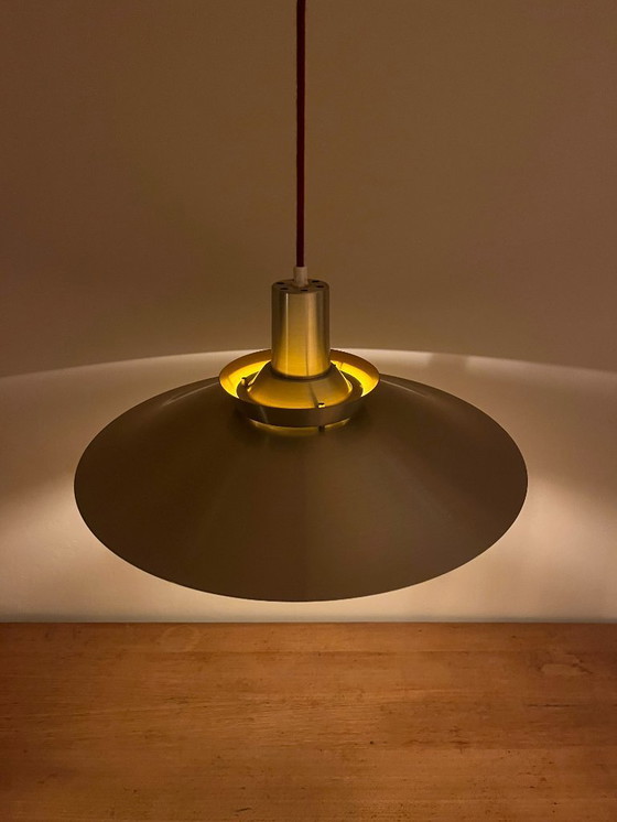 Image 1 of Lampadario vintage di design danese - stile Louis Poulsen