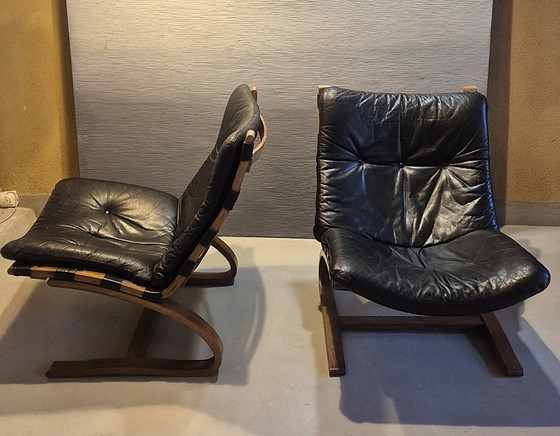 Poltrone Kengu di E. & N. Solheim per Rybo, Scandinavia, anni '70, Set di 2 – Rybo Rykken, Pelle, Legno (photo 4 of 10)