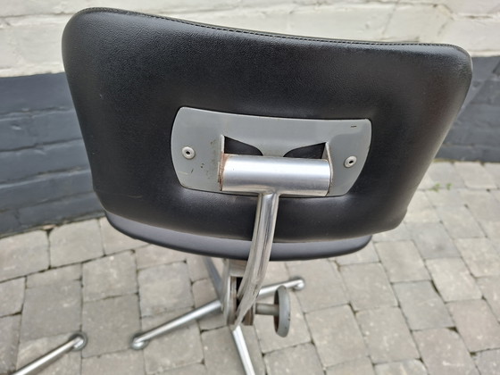 Image 1 of 2x Ahrend De Cirkel Friso Kramer sgabello da studio industriale sgabello da architetto 1971