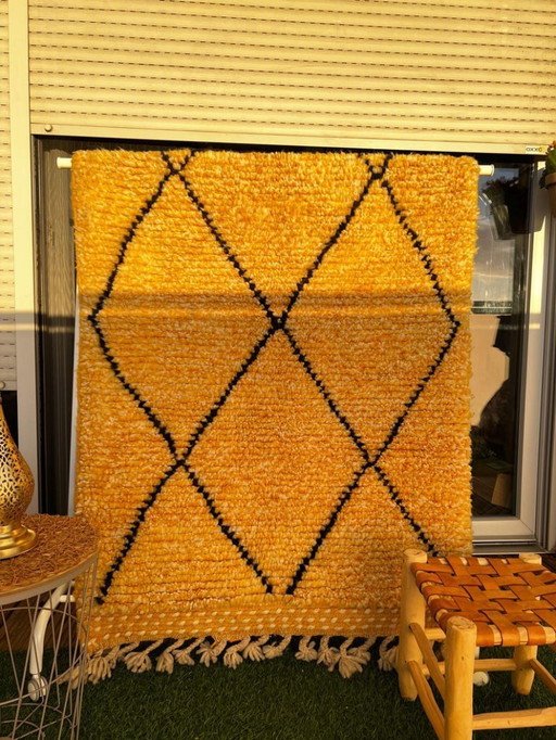 Handgeknüpfter Berberteppich 250 cm x 150 cm