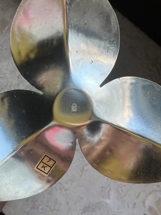 Image 1 of Vintage WMF wandhaak – Mid-Century design – Bloemvorm – jaren 50/60