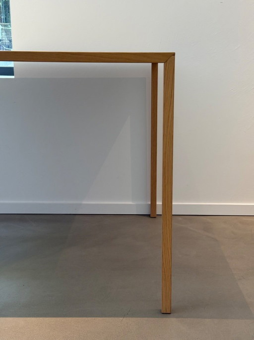 Mesa delgada - Arco
