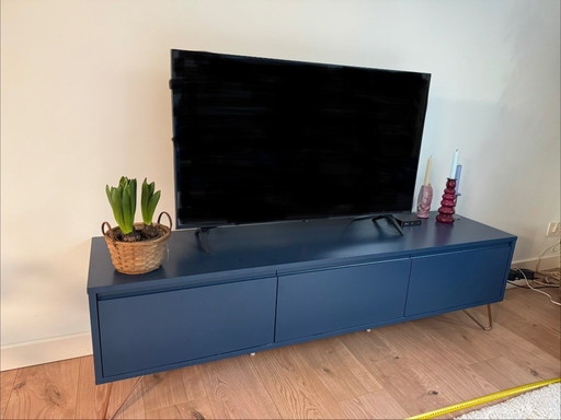 Aparador azul oscuro