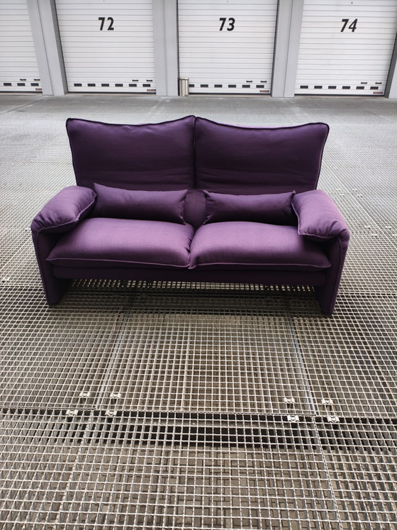 Cassina Maralunga 40 Divano 2,5 Posti Rivestito – Divani 3 posti, Textile, Modern (photo 6 of 6)