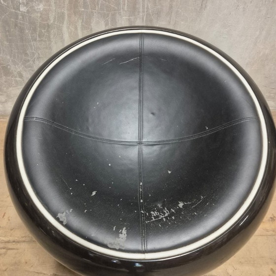 Image 1 of Fauteuil lounge vintage en fibre de verre, années 1970, design inspiré de l'ère spatiale