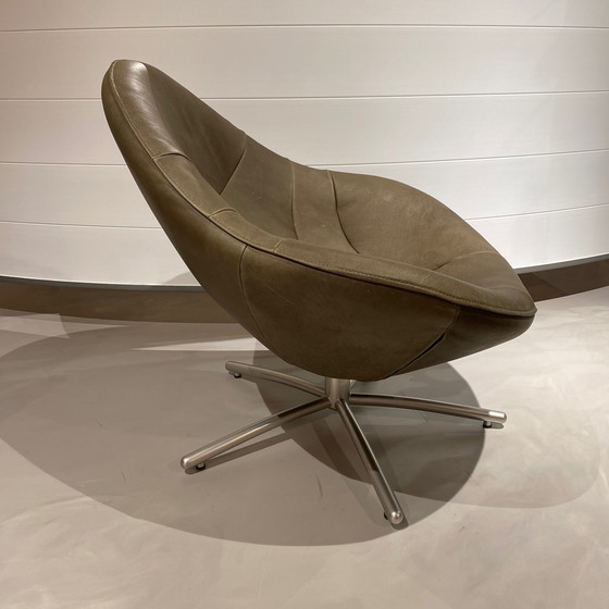 Image 1 of Poltrona LABEL Vandenberg Hidde