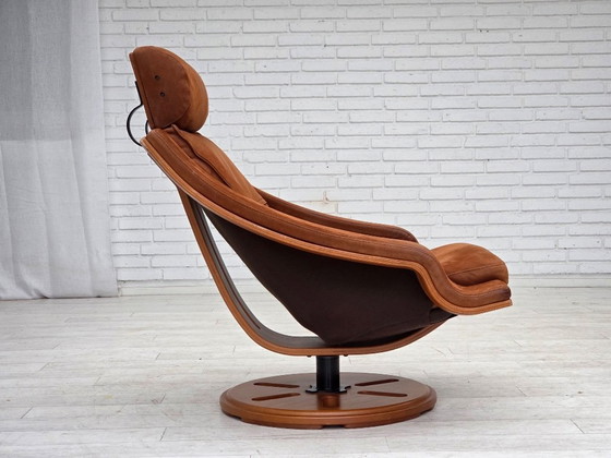Image 1 of Anni '80, poltrona girevole svedese, pelle nabuk, tela, legno di faggio curvato.