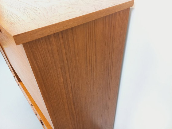 Image 1 of Vintage Scandinavisch modernistisch secretair bureau/boekenkast van teakhout en zwart metaal uit de jaren 50/60.