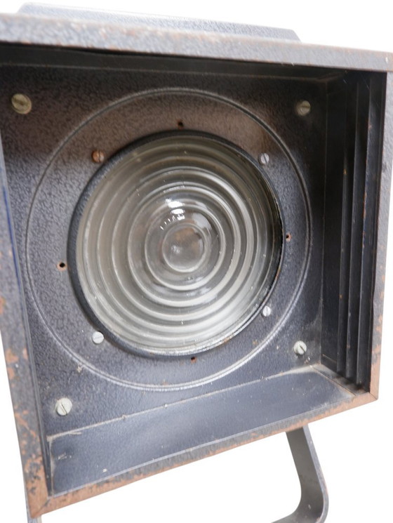 Image 1 of Coup de projecteur sur le théâtre français, industriel