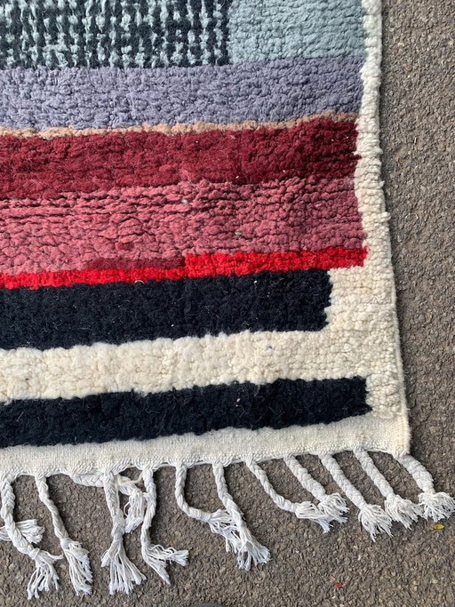 Traditional handmade pure wool rug, size 1.5/2.5 m