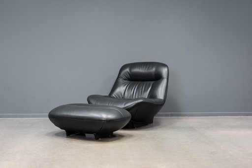 Manarola lounge chair + ottoman