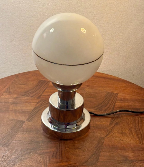 Lampe à Poser Vintage Design Art Déco - Chrome & Opaline – Verre (photo 2 of 9)