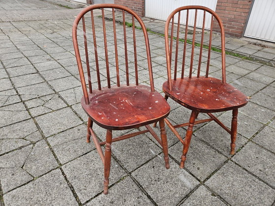 Image 1 of Set van 2 vintage Windsor spijlenstoelen - jaren '60