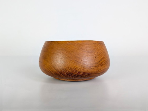 Image 1 of Set of 2 vintage wooden bowls, teak bowls, Danish design, tapas