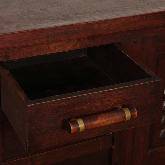 Image 1 of Credenza in rovere e ottone, lavorazione bretone degli anni '40