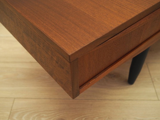 Dänisches Sideboard mit Teakfurnier und drei Schubladen, 1970er Jahre – Kommoden, Wood (photo 8 of 10)