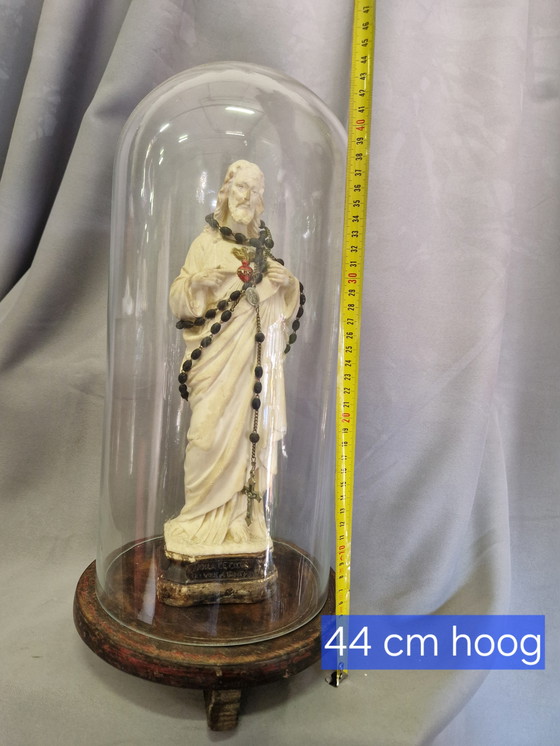 Image 1 of Antica scultura religiosa di Gesù in vaso a campana