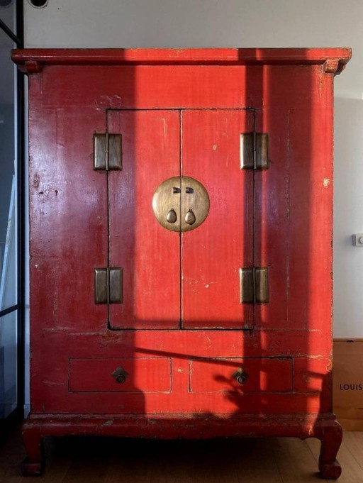 Gabinete lacado chino antiguo