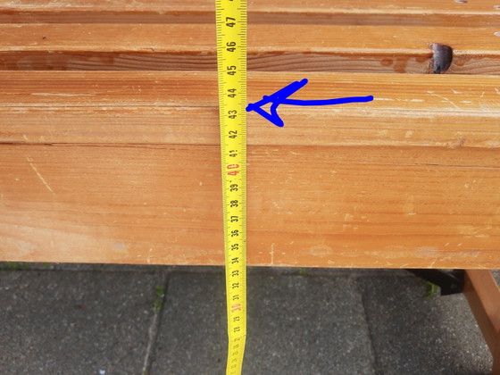Image 1 of Wunderschöner antiker hölzerner Schulschreibtisch mit Lattenrost, 250 cm lang, Mid-Century
